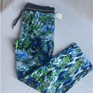 $430 Roberto Cavalli Gym track pants velvet size 48 ( US 8 -10 ) new with tag